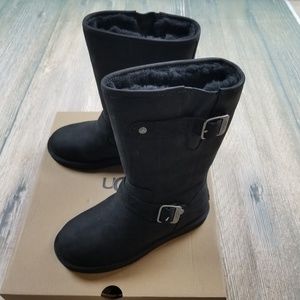 *NIB* UGG Authentic Leather Boots
